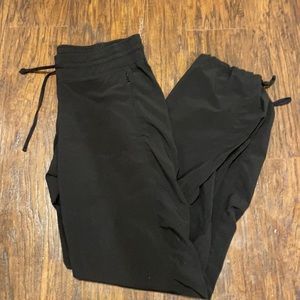 Athleta Drawstring Joggers Size 6